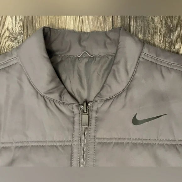NWOT Nike Reversible Bomber Puff Golf Jacket Mens Medium - Picture 7 of 11